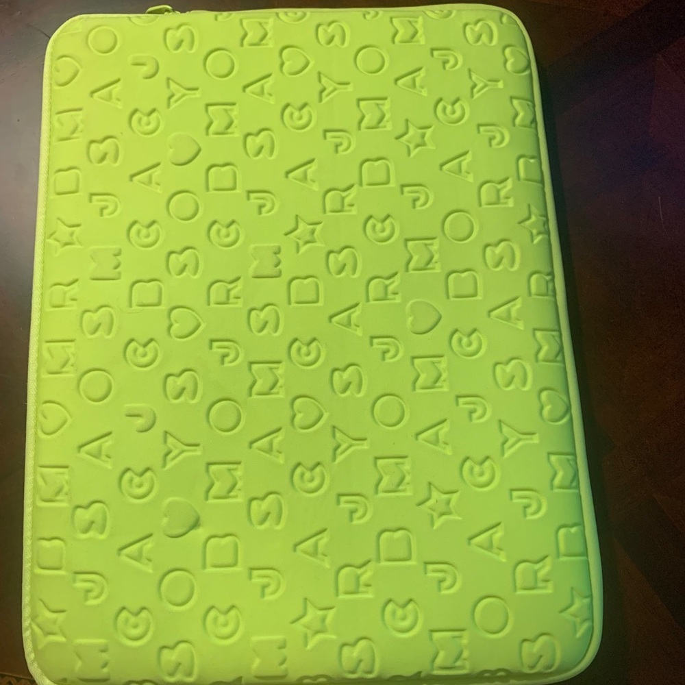 MARC JACOBS LAPTOP CASE